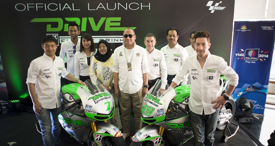 Drive M7 Aspar представила цвета своих мотоциклов Honda RCV1000R