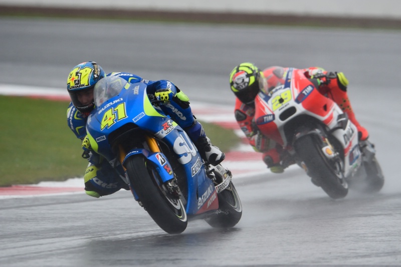 Алейш Эспаргаро и Андреа Ианноне