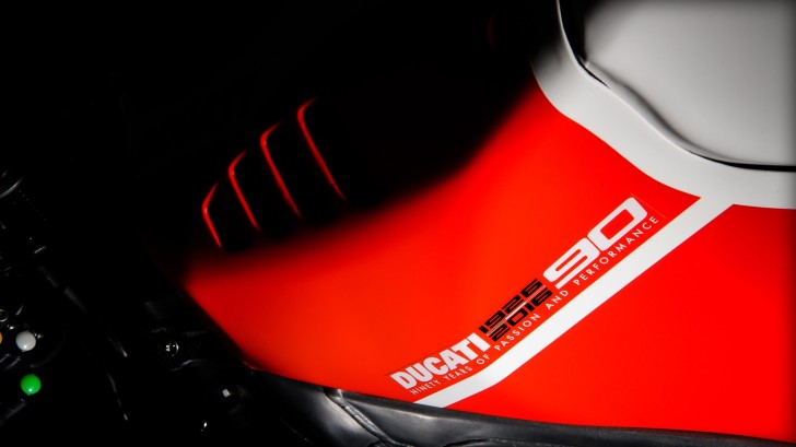 Ducati Desmosedici GP16