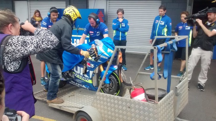 Авария Алейша Эспаргаро в Австралии (тесты, 2015)