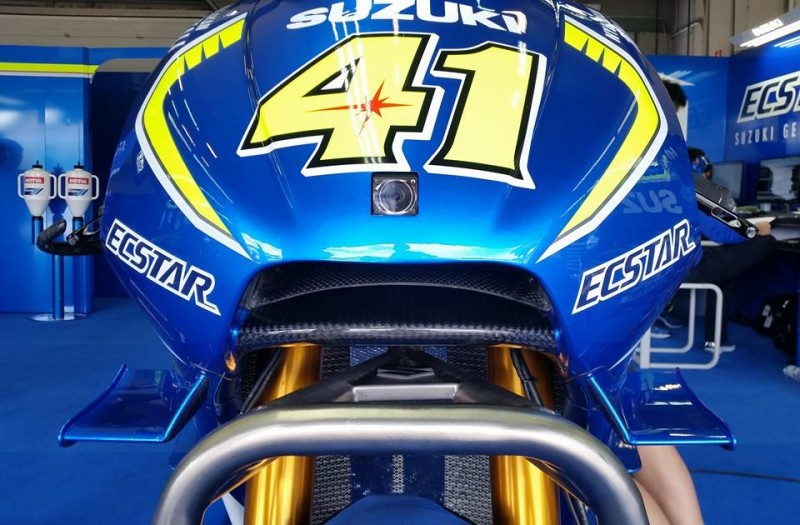 Аэрокрылья Suzuki GSX-RR