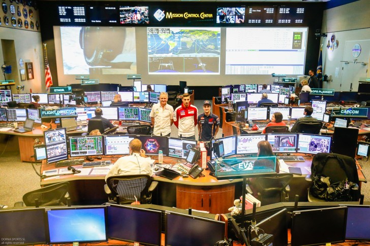 Педроса, Шванц и Ианноне в центре NASA