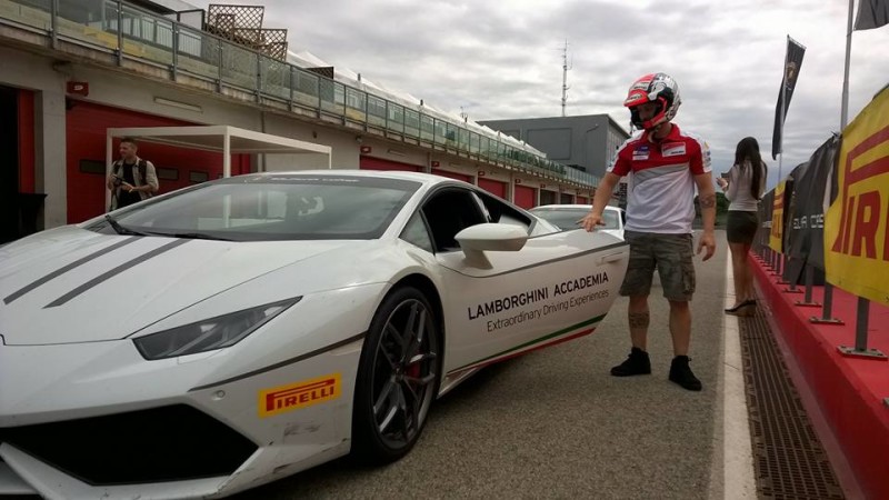 Довициозо в Lamborghini Accademia