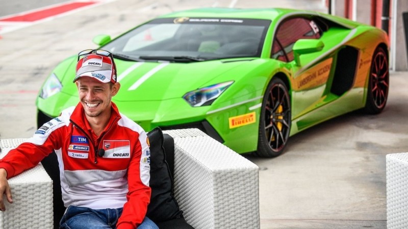 Стоунер в Lamborghini Accademia