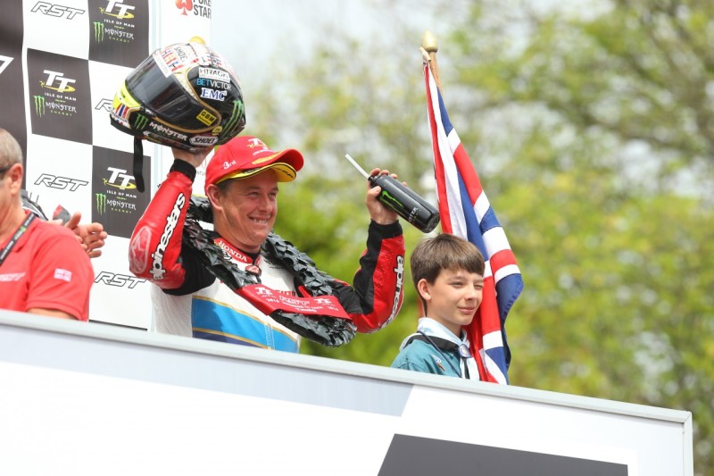 Джон МакГиннес на Isle of Man TT 2016