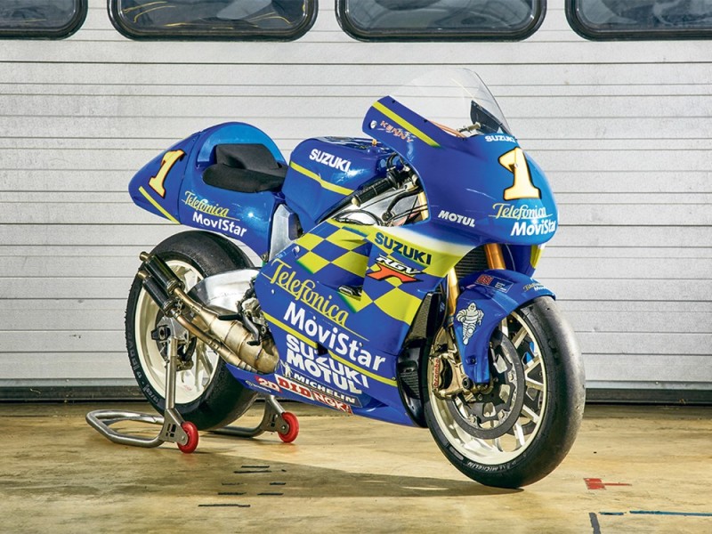 Suzuki RGV500 (2001)