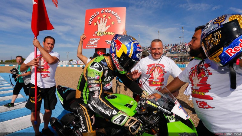 Кенан Софоглу - чемпион World Supersport 2016