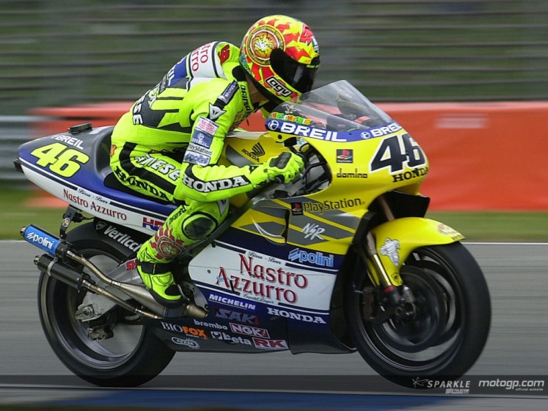 135325_rossi-action-2000-1280x960-may26.jpg.gallery_full_top_lg
