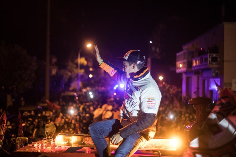 Марк Маркес отпраздновал свой чемпионский титул 2016