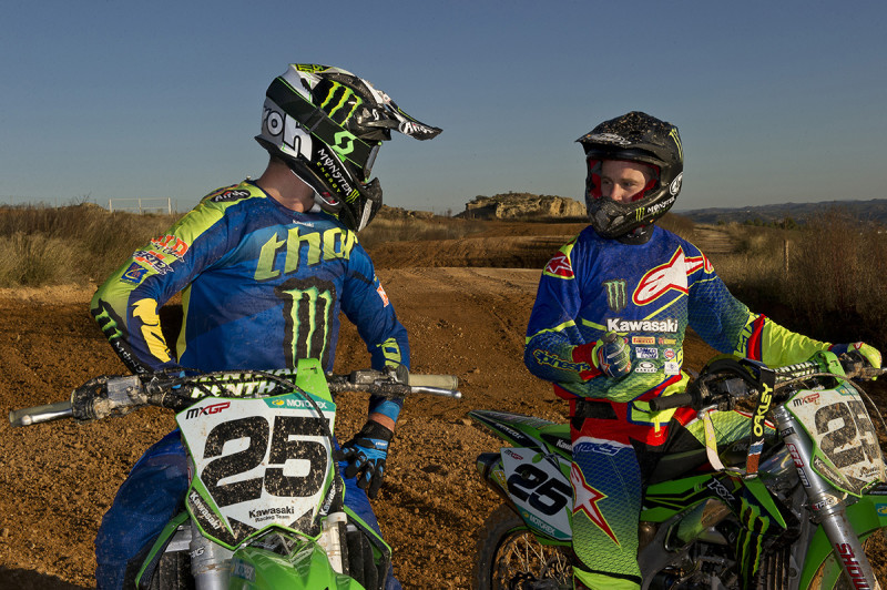 Десаль и Рей (Rider X Over, 2016)