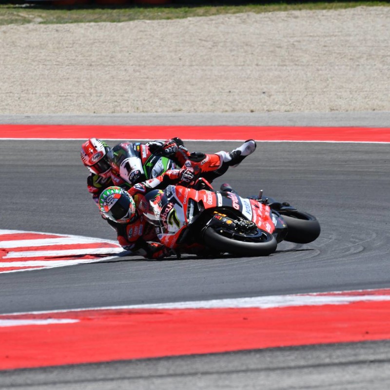 Авария Чаза Дэвиса в Мизано (WSBK, 2017)