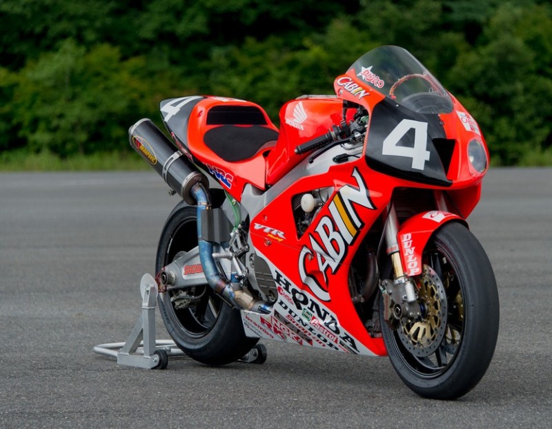 Honda VTR1000 SPW (Suzuka 8-Hours 2000)