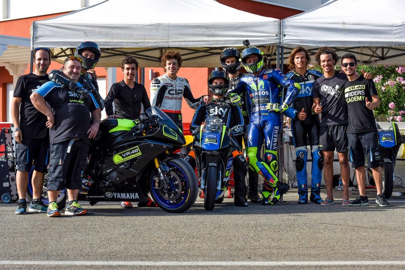 Росси и гонщики Академии VR46 (2017)