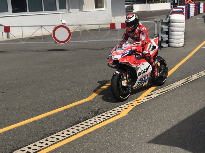 Новый аэрообтекатель Ducati Team (Брно, 2017)