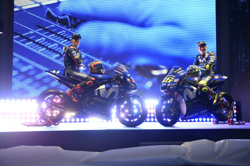 Виньялес и Росси на презентации Movistar Yamaha 2018