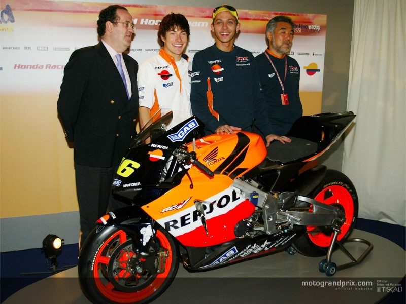 Хэйден и Росси на презентации Repsol Honda 2003