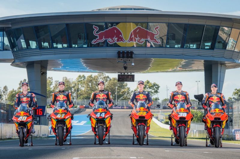 Гонщики КТМ всех классов в сезоне MotoGP 2018