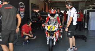 Штефан Брадль тест Арагон MotoGP 2012 боксы