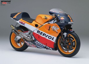 Honda NSR500. 1999 год. 185 л.с. 130 кг. Мик Дуэн, Алекс Кривиль, Тадаюки Окада, Сете Жибернау