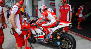 Андреа Довициозо, Ducati Team, MotoGP 2015