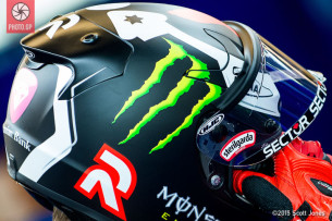Фотографии шлемов гонщиков чемпионата мира MotoGP