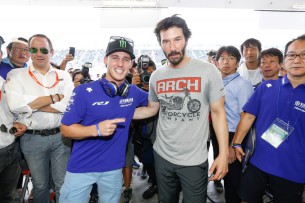 Пол Эспаргаро и Киану Ривз