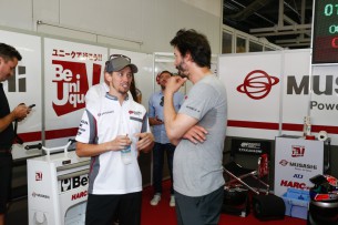 Кейси Стоунер и Киану Ривз