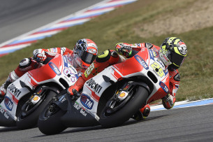 Ианноне и Довицозо, Гран-При Чехии, MotoGP 2015