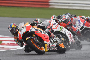 Гонка MotoGP Гран-При Великобритании 2015