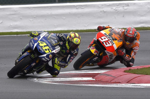 Валентино Росси м Марк Маркес