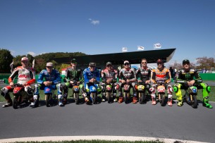 Мини-гонка на минибайках, звезды MotoGP