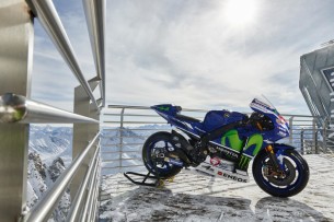 Movistar Yamaha MotoGP отдохнула на горнолыжном курорте с M1