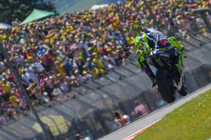 Валентино Росси, сгоревший движок в Италии 2016