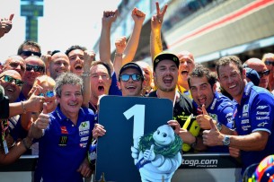 Валентино Росси, победитель гонки MotoGP Гран-При Каталонии 2016
