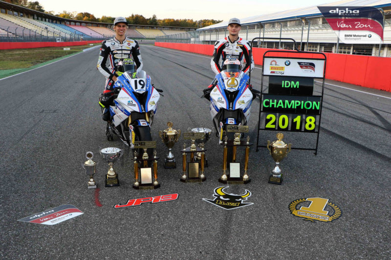 Илья Михальчик (справа) - чемпион IDM Superbike 2018