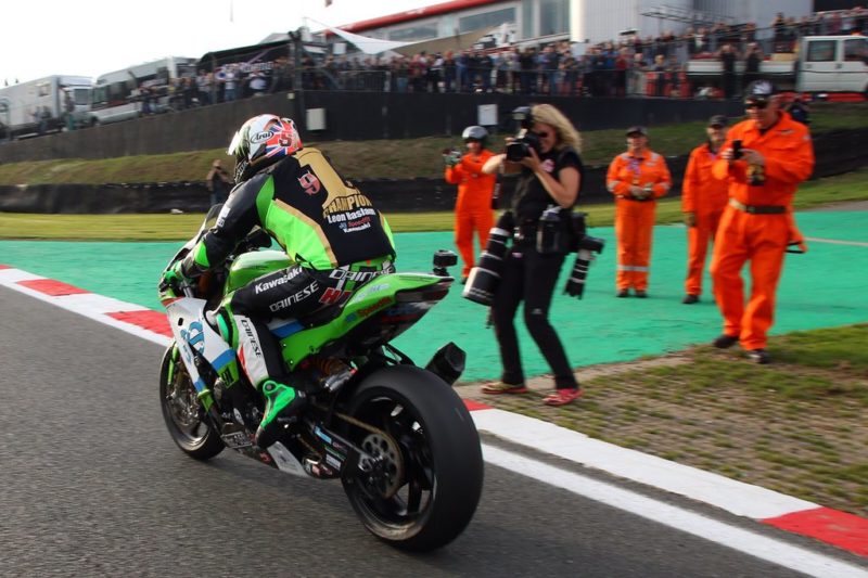 Леон Хэзлам - чемпион British Superbike 2018