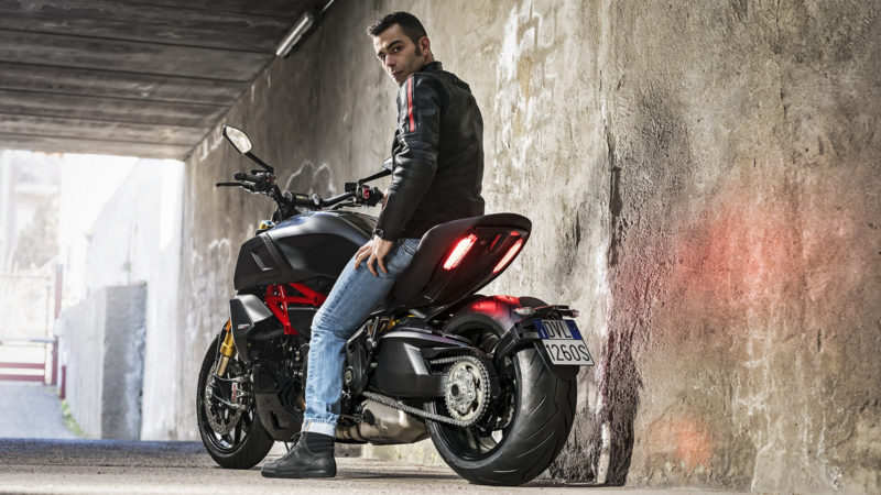 Данило Петруччи в рекламе Ducati Diavel 2019