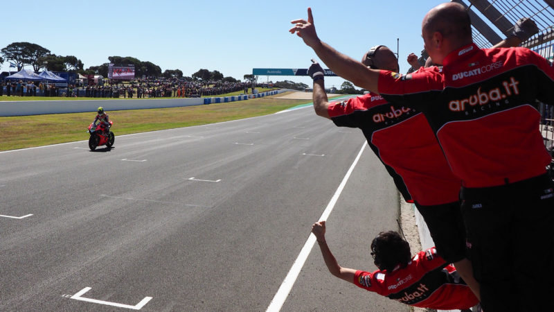 Альваро Баутиста выиграл гонку WSBK (Филлип-Айленд, 2019)