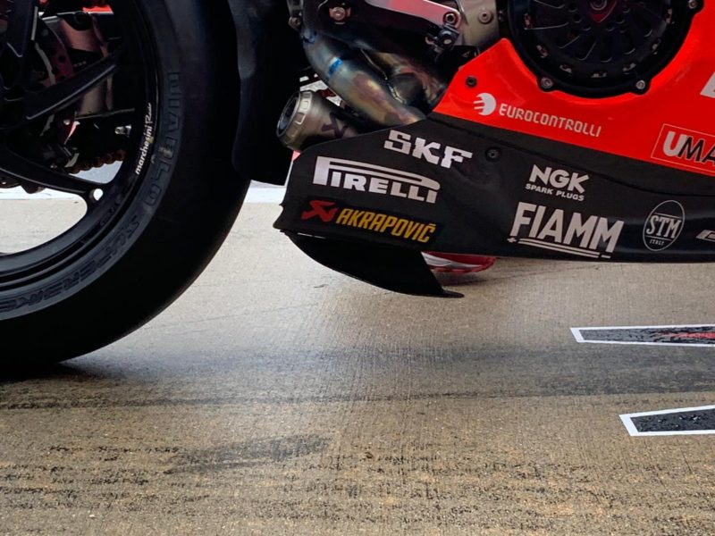 Дефлектор на маятнике, Ducati, WSBK 