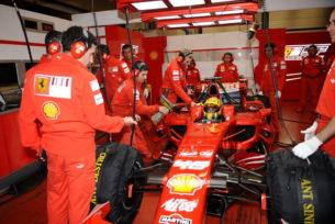 Росси и Ferrari, тесты на болиде 2008 года