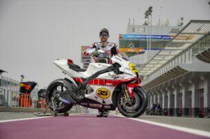 Юбилейная ливрея Yamaha в честь 60 лет в Гран-При