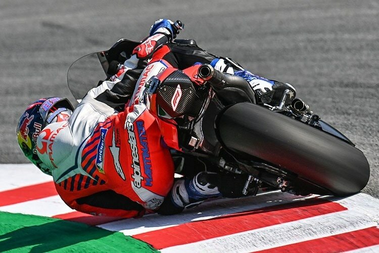 Хорхе Мартин