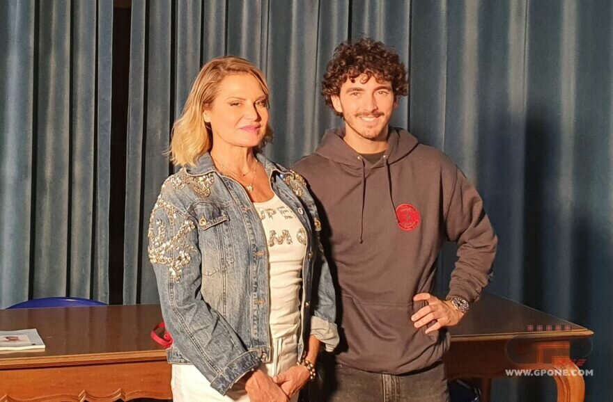 Пекко Баньяйя и Симона Вентура 