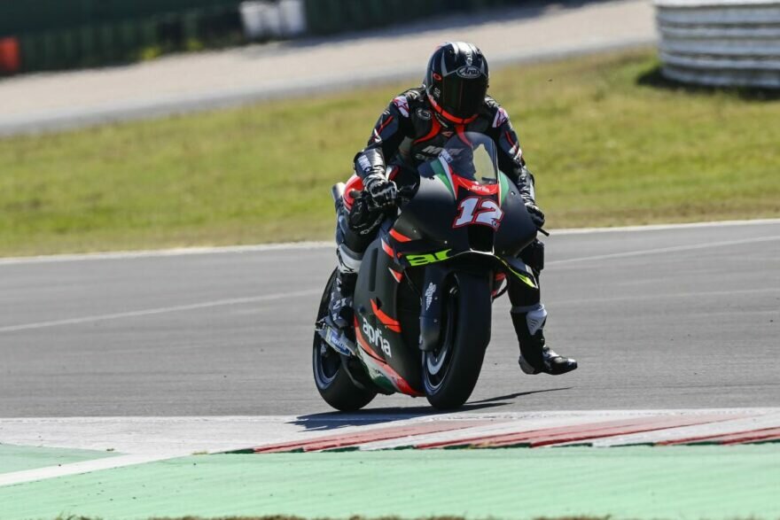 Маверик Виньялес