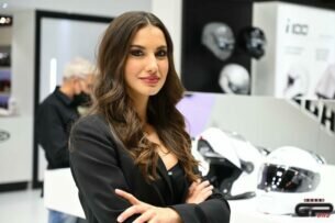 горячие девчонки на мотоциклах