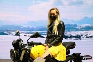 горячие девчонки на мотоциклах