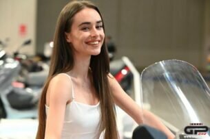 горячие девчонки на мотоциклах