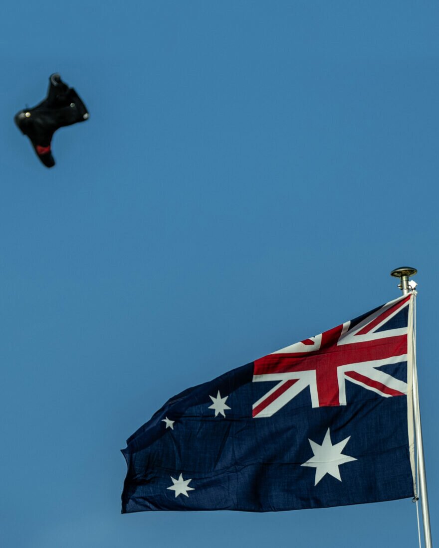 Австралия, шуи, летящий в прекрасное будущее