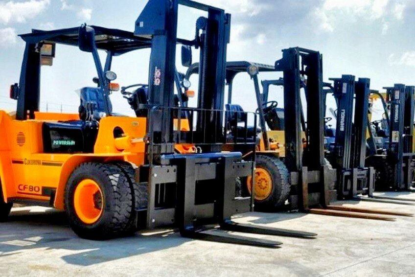 Вилочный погрузчик