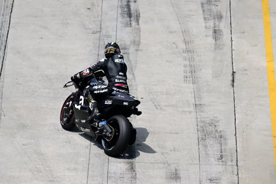 Король тестов MotoGP Маверик Виньялес
